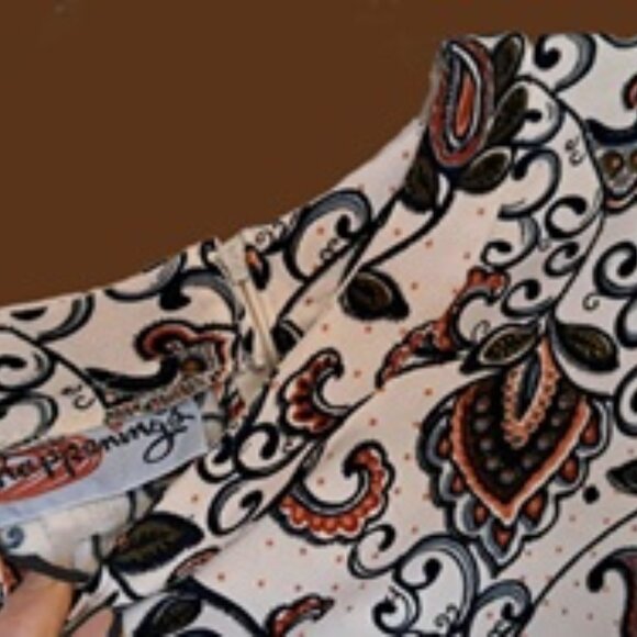 Vintage 70s Psychedelic Mini Dress - Picture 4 of 5